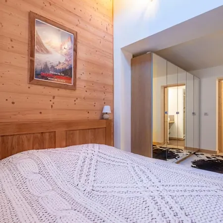 And Spacious In Mont Blanc 木屋 霞慕尼